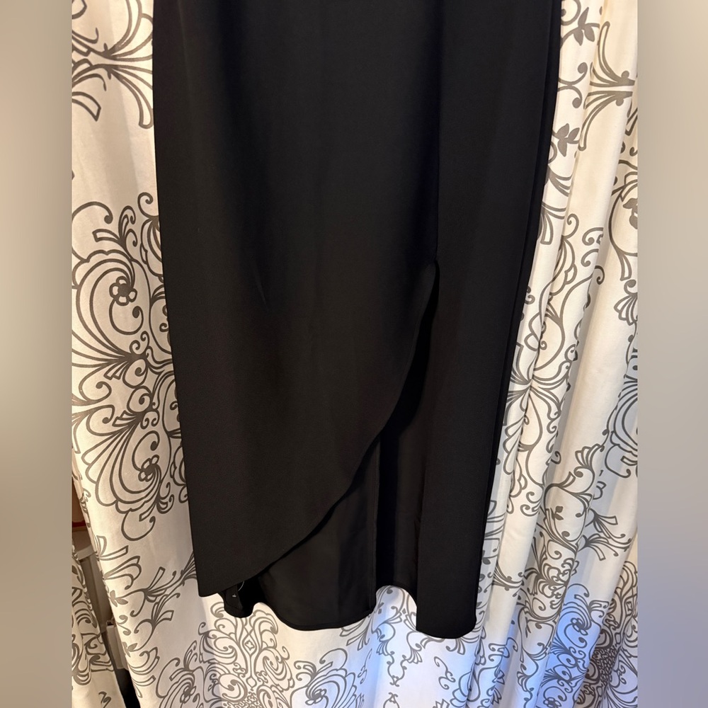 Abercrombie & Fitch Black Strapless dress with Big Slit in front - Picture 3 of 5